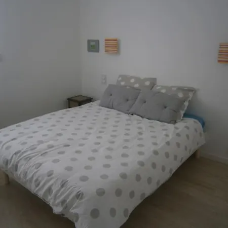 Holiday home Maison Bord De Individuel Gouville-sur-Mer